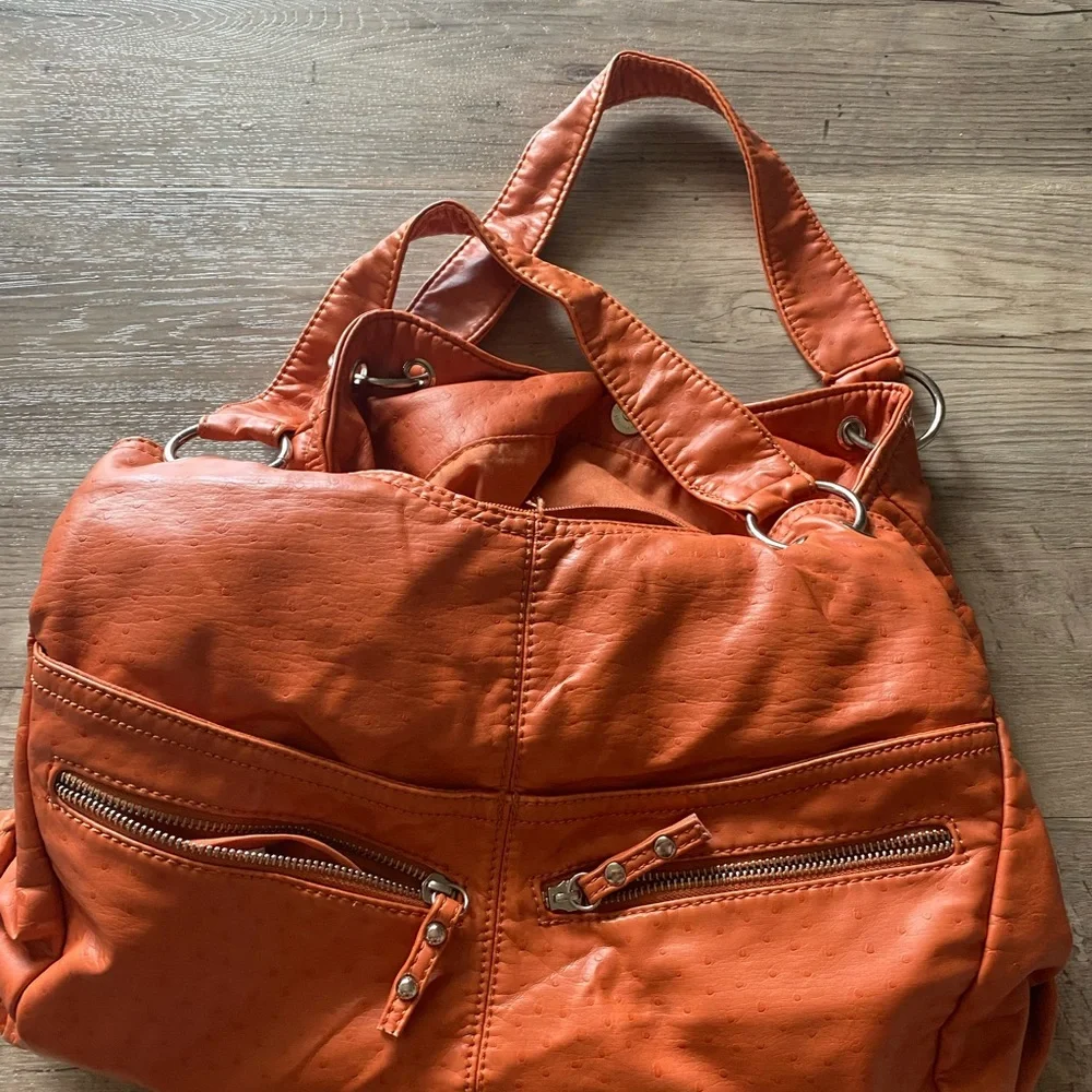 purse - Picture 2 of 4